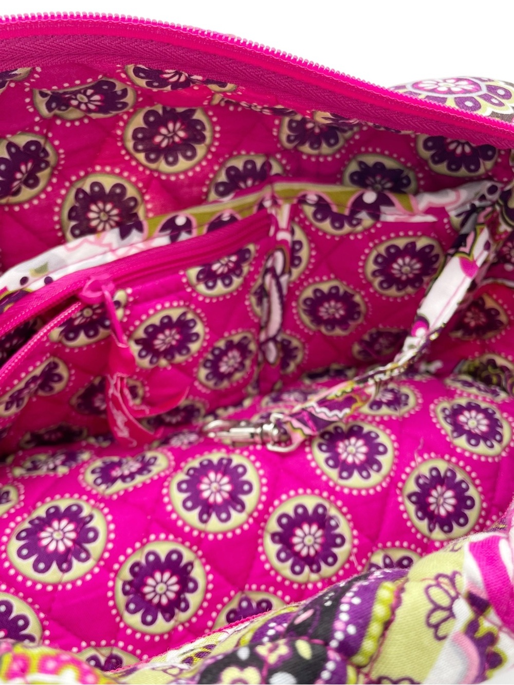 Vera Bradley Original Handbag Very Berry Paisley Pink Purple Barrel Shoulder Bag - Picture 7 of 11